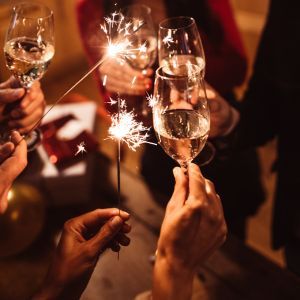 Fin de ano Fiestas especiales y Puentes Singles